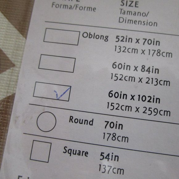 NIB wipe clean tablecloth - Picture 2 of 5